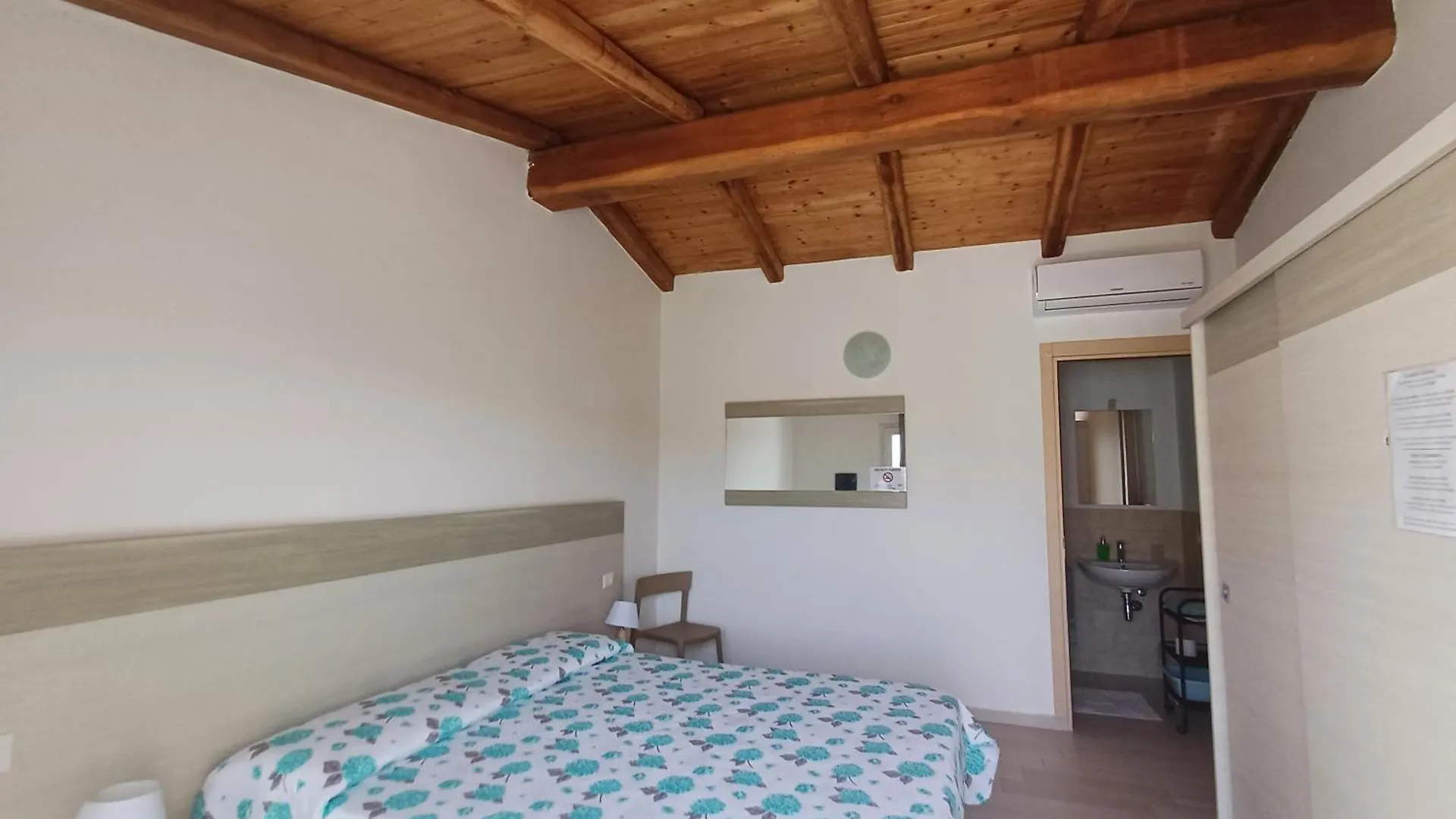 Sole&Sale Bed & Breakfast San Teodoro  0*, San Teodoro (Sardinia) İtalya